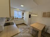 Pronájem bytu, 2+1, 70 m²