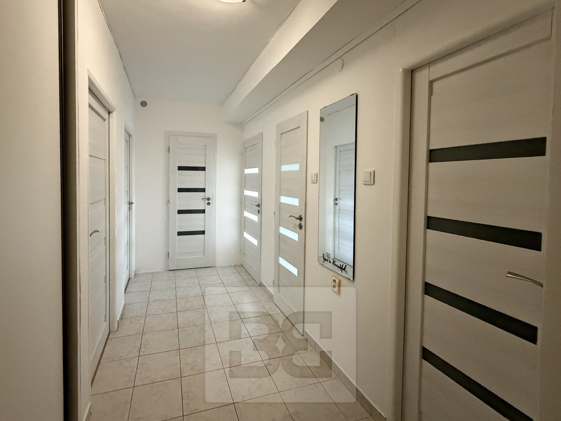 0D3262A3-D363-4733-89F2-A26E1133888A