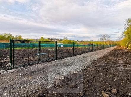 IMG_20210507_192922.jpg | Pronájem - pozemek, zahrada, 270 m²