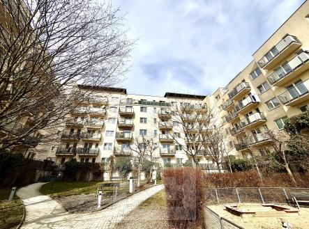 Prodej bytu, 3+kk, 70 m² obrázek