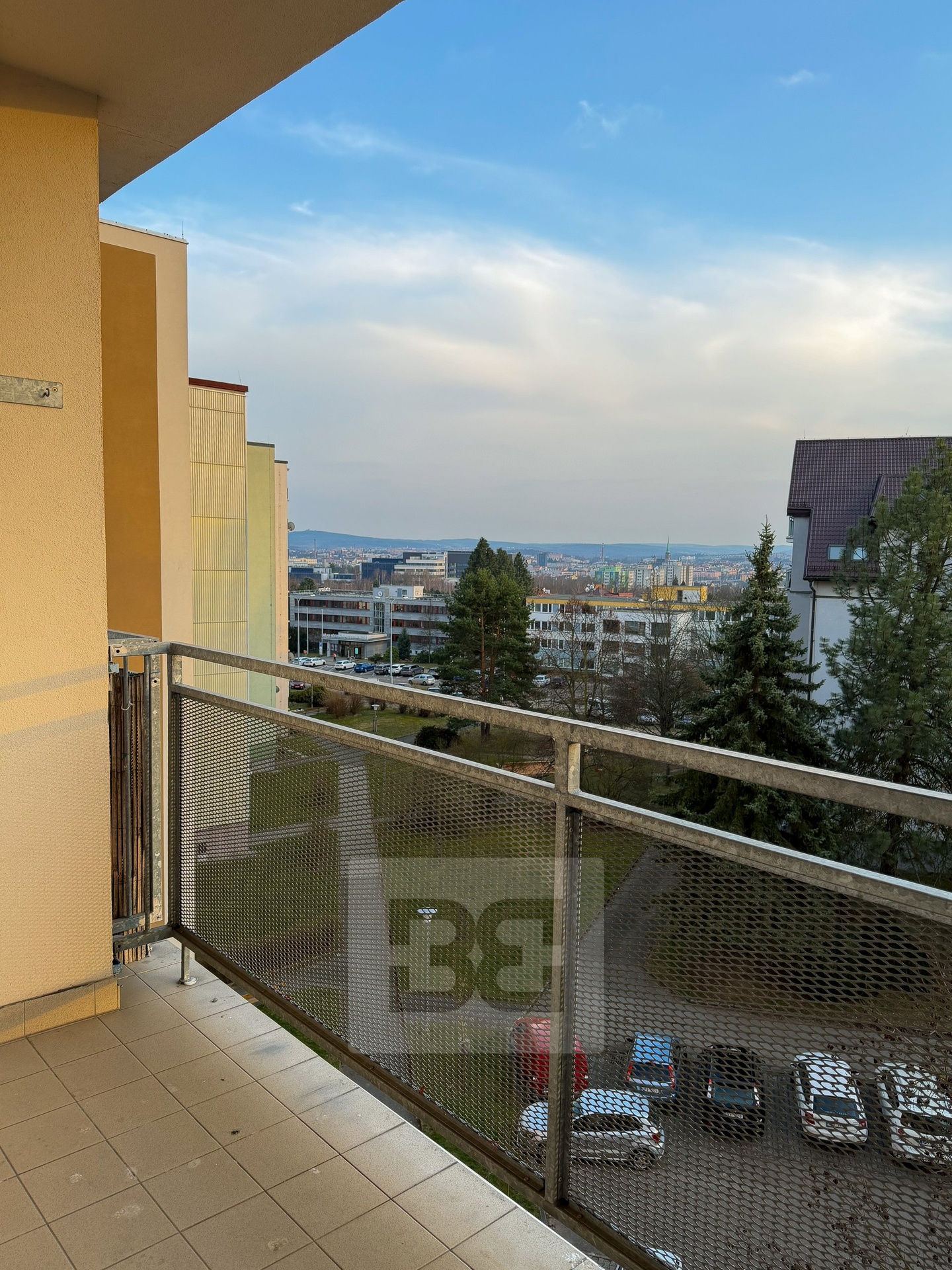 759FFC85-6988-424C-9405-F5CCFCD07949