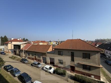 79AE044B-26BD-4B2F-B7EC-BFA27C6BF474_1_105_c | Pronájem bytu, 2+1, 57 m²