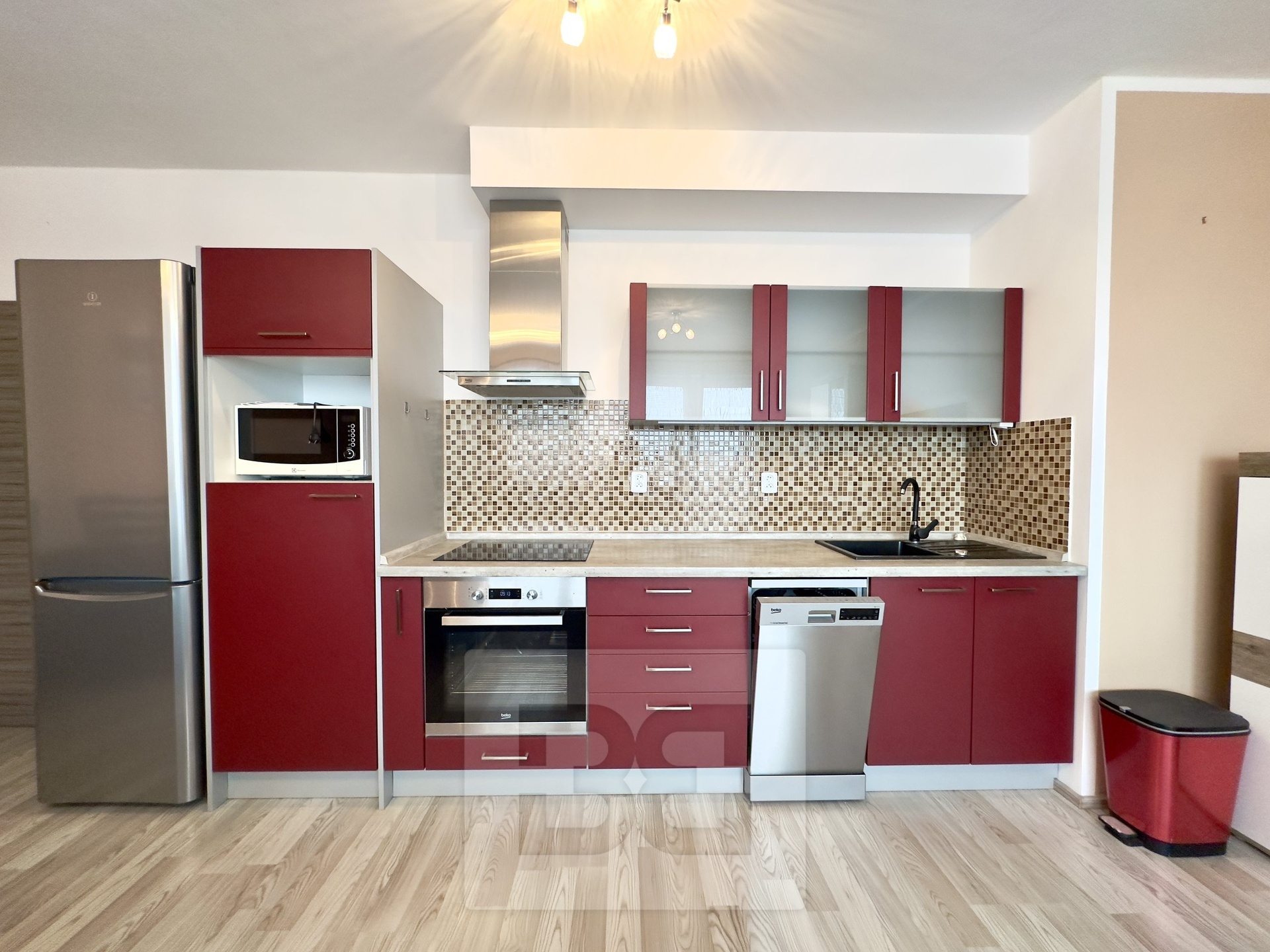 Pronájem byty 2+kk, 57 m² - Praha - Horní Měcholupy