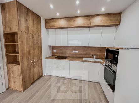 IMG_2656 | Pronájem bytu, 3+kk, 88 m²