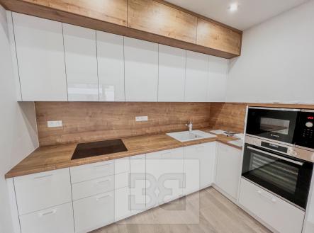 IMG_2657 | Pronájem bytu, 3+kk, 88 m²