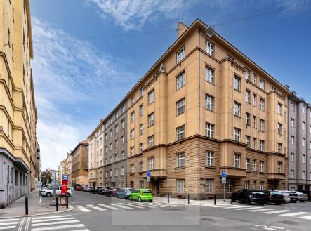1 (1) | Prodej bytu, 3+kk, 97 m²