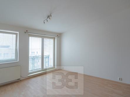 Pronájem bytu, 2+kk, 43 m²