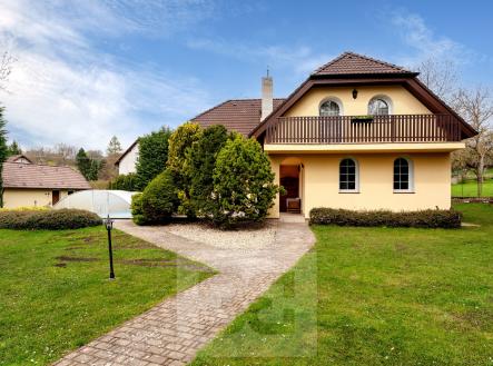 1 (32) | Prodej - dům/vila, 170 m²