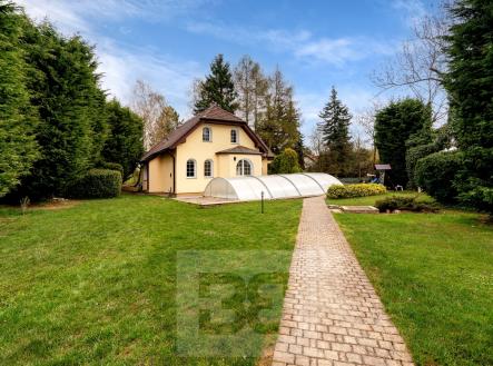 1 (36) | Prodej - dům/vila, 170 m²