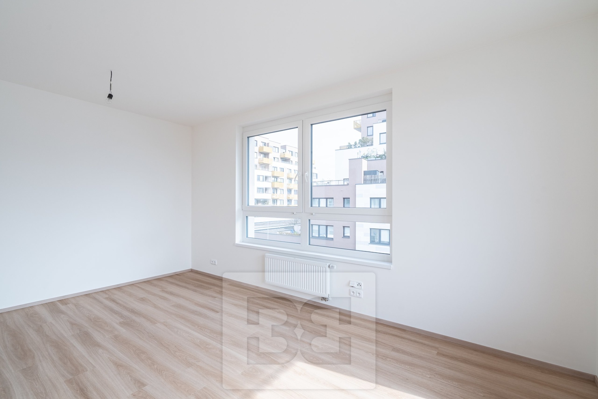Pronájem bytu 1+kk 34 m², Praha - Dolní Měcholupy