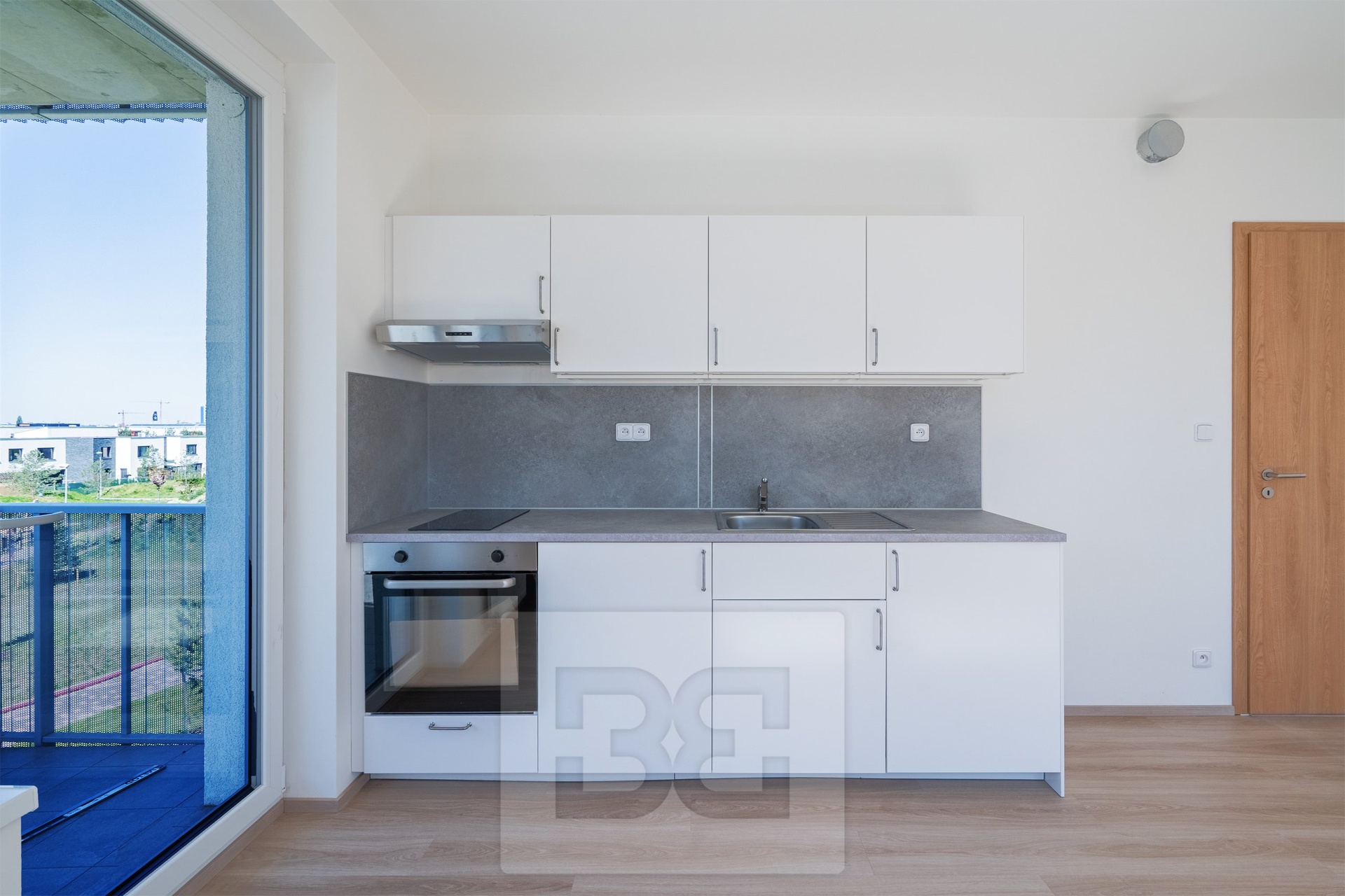 Pronájem bytu 1+kk 34 m², Praha - Dolní Měcholupy