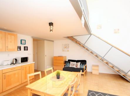 b6 | Pronájem bytu, 2+kk, 60 m²