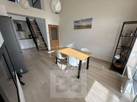 Pronájem bytu, 3+kk, 72 m²