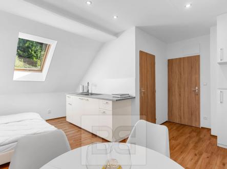 Pronájem bytu, 2+kk, 40 m² obrázek
