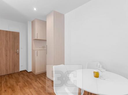 Pronájem bytu, 2+kk, 40 m²