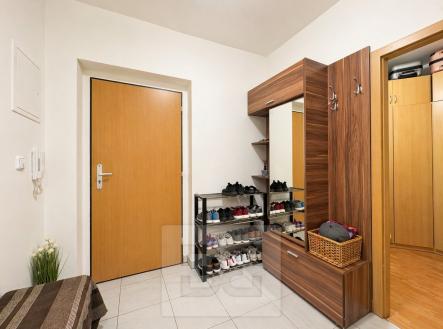 125BDBDF-744C-42B5-B3B5-954F902DF5ED | Pronájem bytu, 3+kk, 94 m²