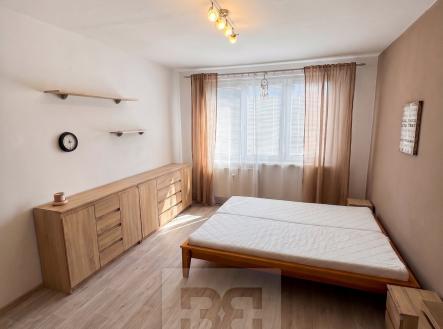 Ložnice 1 | Pronájem bytu, 3+1, 87 m²