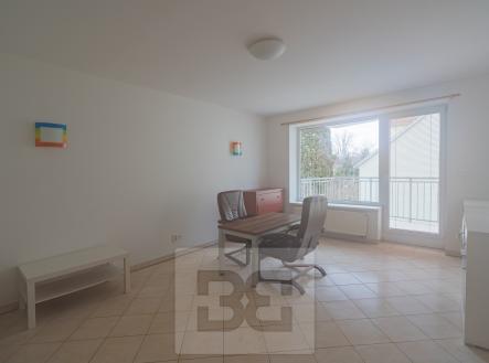 Obývací pokoj s nábytkem | Pronájem bytu, 1+1, 51 m²