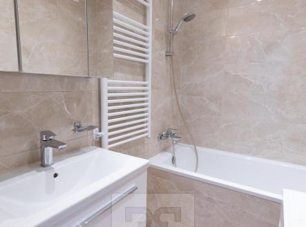 Koupelna 1 | Pronájem bytu, 2+1, 59 m²