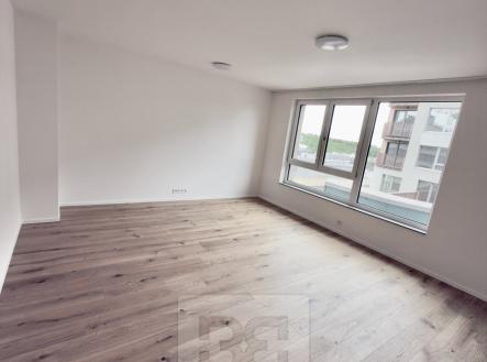 IMG_1043 | Pronájem bytu, 1+kk, 39 m²