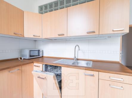 Pronájem bytu, 2+1, 79 m²
