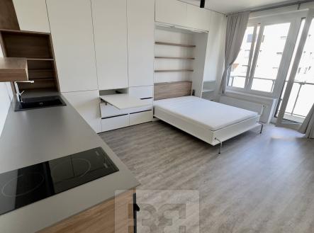 IMG_8062 | Pronájem bytu, 1+kk, 35 m²