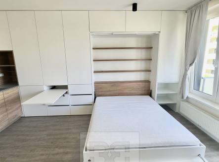 IMG_8061 | Pronájem bytu, 1+kk, 35 m²
