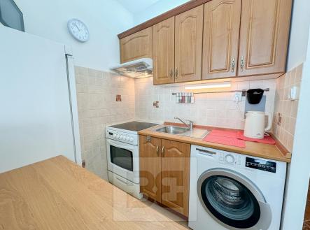 Kuchyňský kout | Pronájem bytu, 1+kk, 24 m²