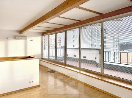 Upstairs 2 | Pronájem bytu, 4+kk, 153 m²