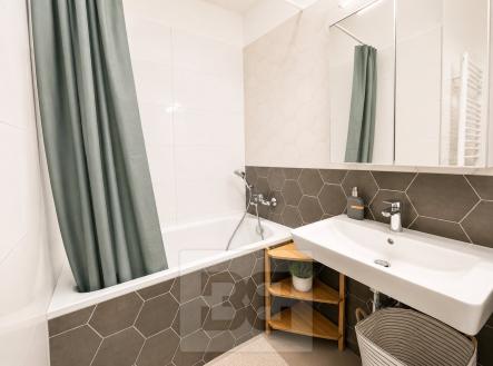 5EB792D0-7B61-4C14-9AA5-A8C3816AAB43 | Pronájem bytu, 3+kk, 80 m²