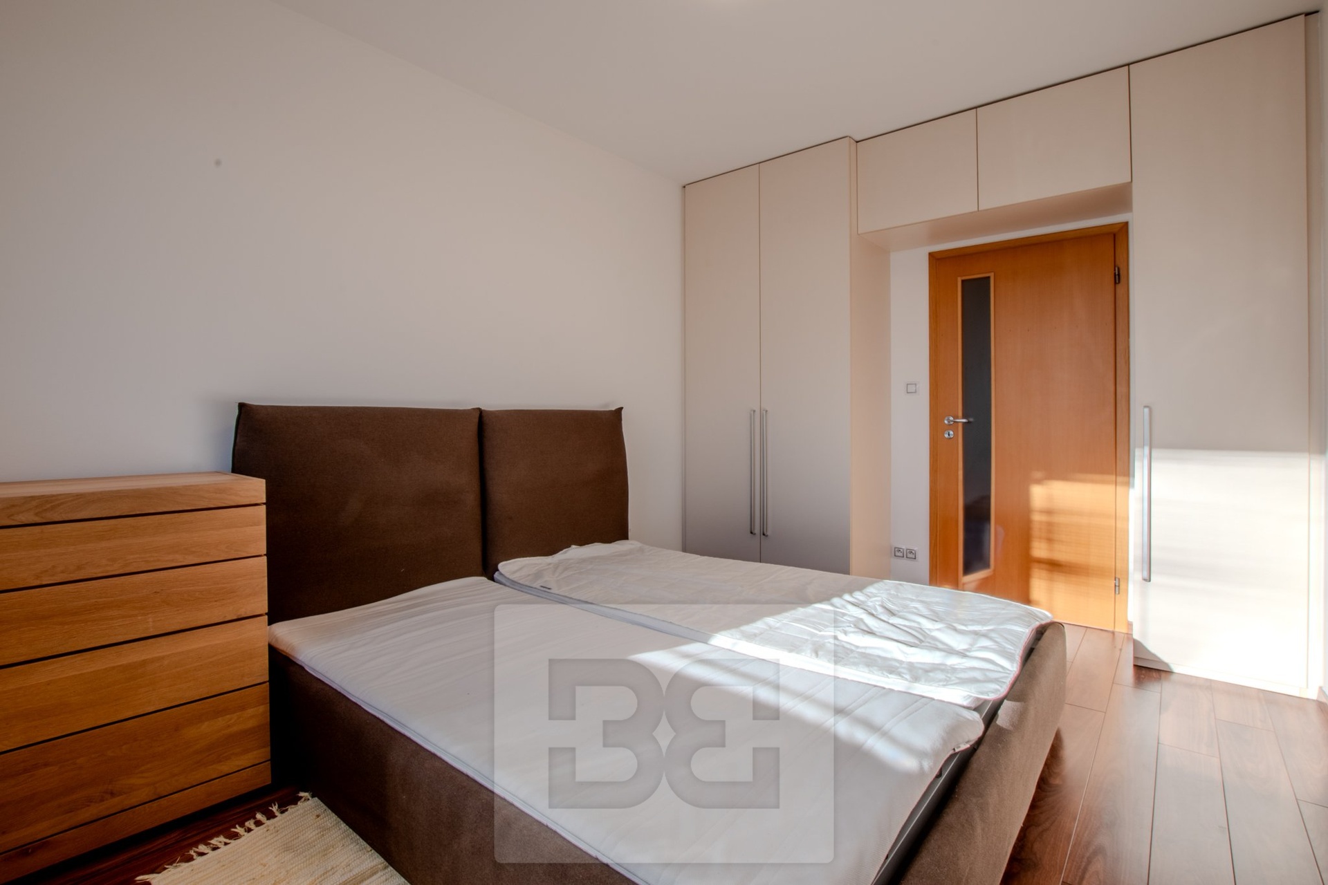 Pronájem byty 3+kk, 70 m² - Praha - Velká Chuchle