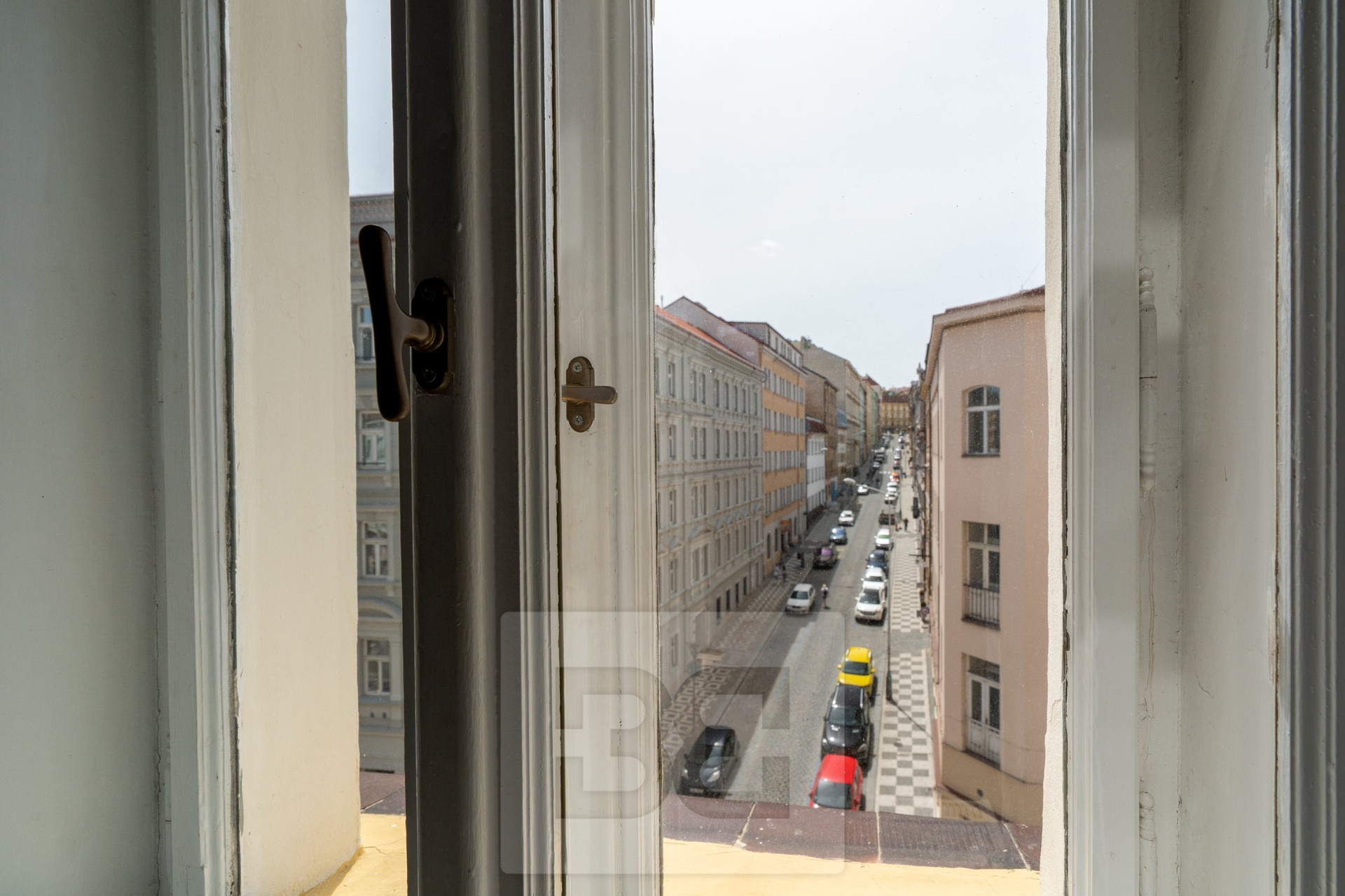 Pronájem bytu 1+1 33 m², Praha - Žižkov