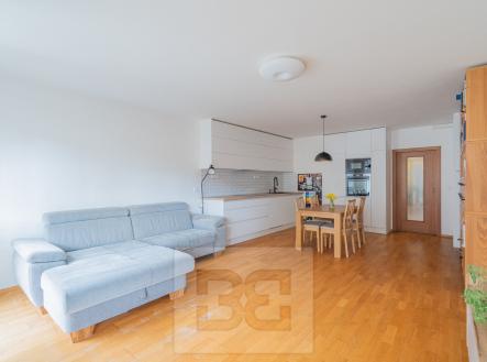 Obývací pokoj s kuchyní | Prodej bytu, 3+kk, 70 m²