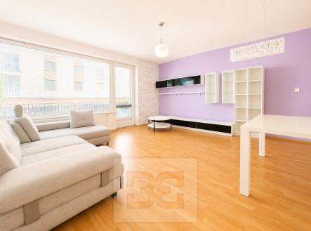 6A6332F7-F207-40BA-9896-5BC37EFE8B53 | Pronájem bytu, 3+kk, 94 m²