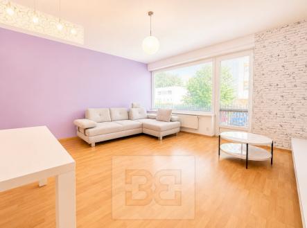 8D5D26F6-2DA3-4EE6-9EC6-21F1D8447605 | Pronájem bytu, 3+kk, 94 m²