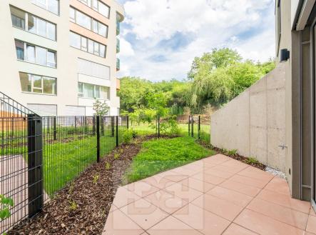 Zahrada | Pronájem bytu, 2+kk, 55 m²