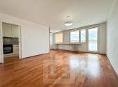 Pronájem bytu, 3+kk, 80 m²