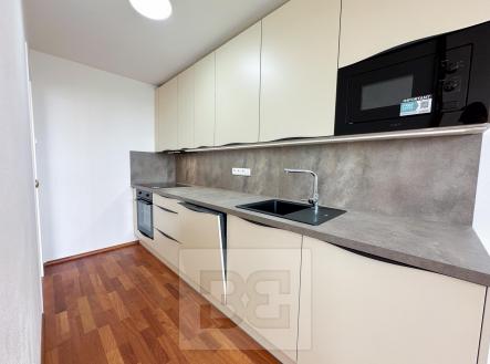 Kuchyň | Pronájem bytu, 3+kk, 80 m²