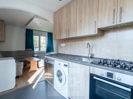 Kuchyň | Pronájem bytu, 2+kk, 50 m²