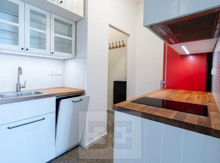 Kuchyň | Pronájem bytu, 2+1, 50 m²