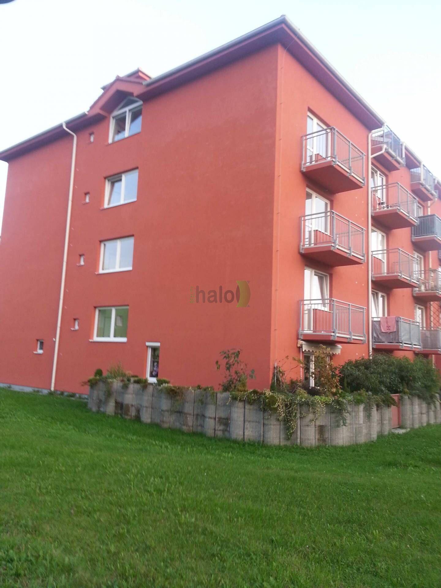 Pronájem 1+kk České Budějovice, Spojovací