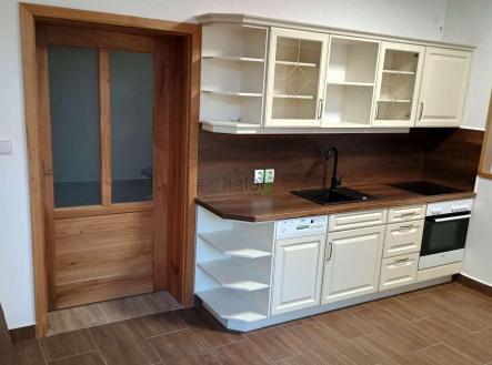 Pronájem bytu, 3+kk, 72 m²