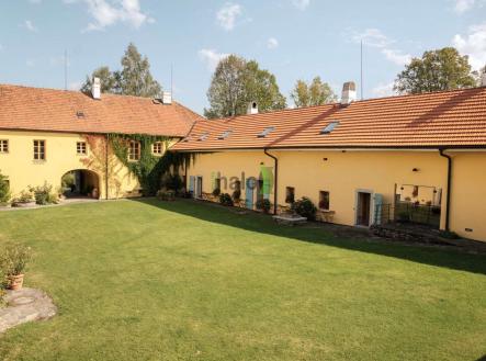 Prodej - komerční objekt, obchodní centrum, 15 550 m²