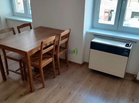 Pronájem bytu, 1+1, 40 m²