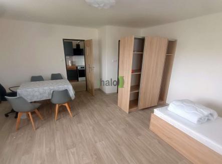 Pronájem bytu, 3+1, 90 m² obrázek