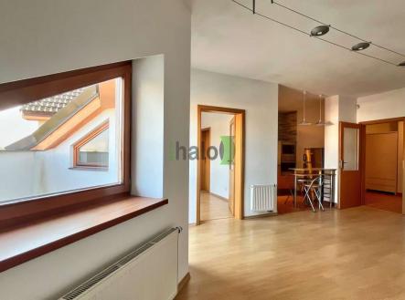 Pronájem bytu, 2+kk, 64 m²