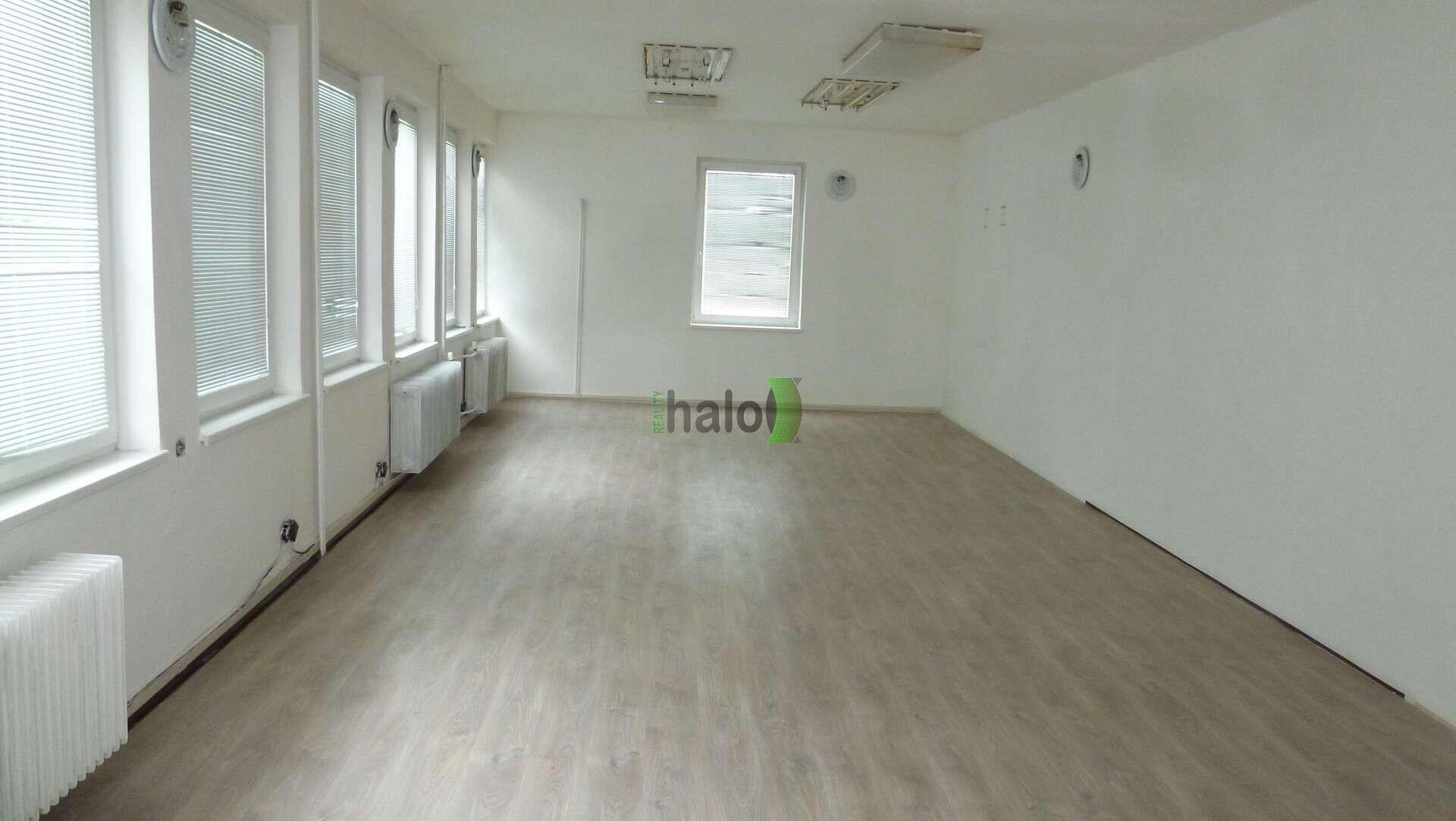 Pronájem nebytový prostor České Budějovice, Jana Čarka za vlakovým nádražím