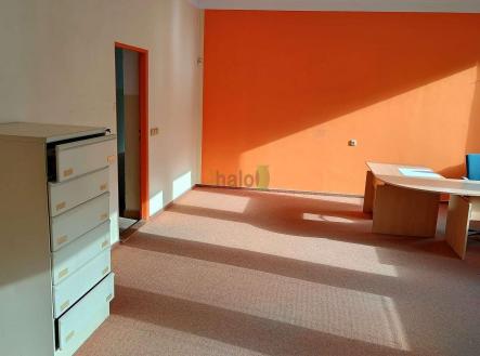 Pronájem - kanceláře, 45 m²