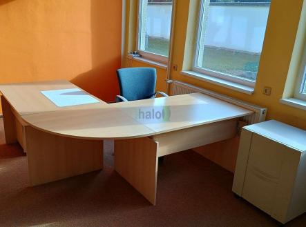 Pronájem - kanceláře, 45 m²