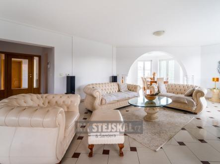 foto: 4 | Prodej - dům/vila, 405 m²